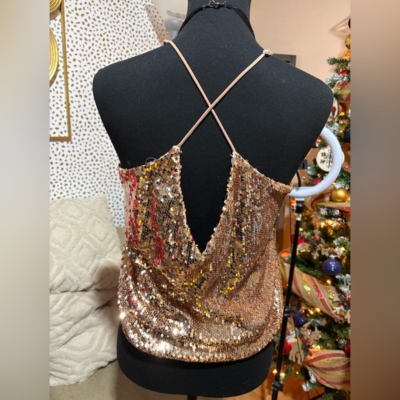 Hot & Delicious Sequin Top - Size M - Picture 2 of 5